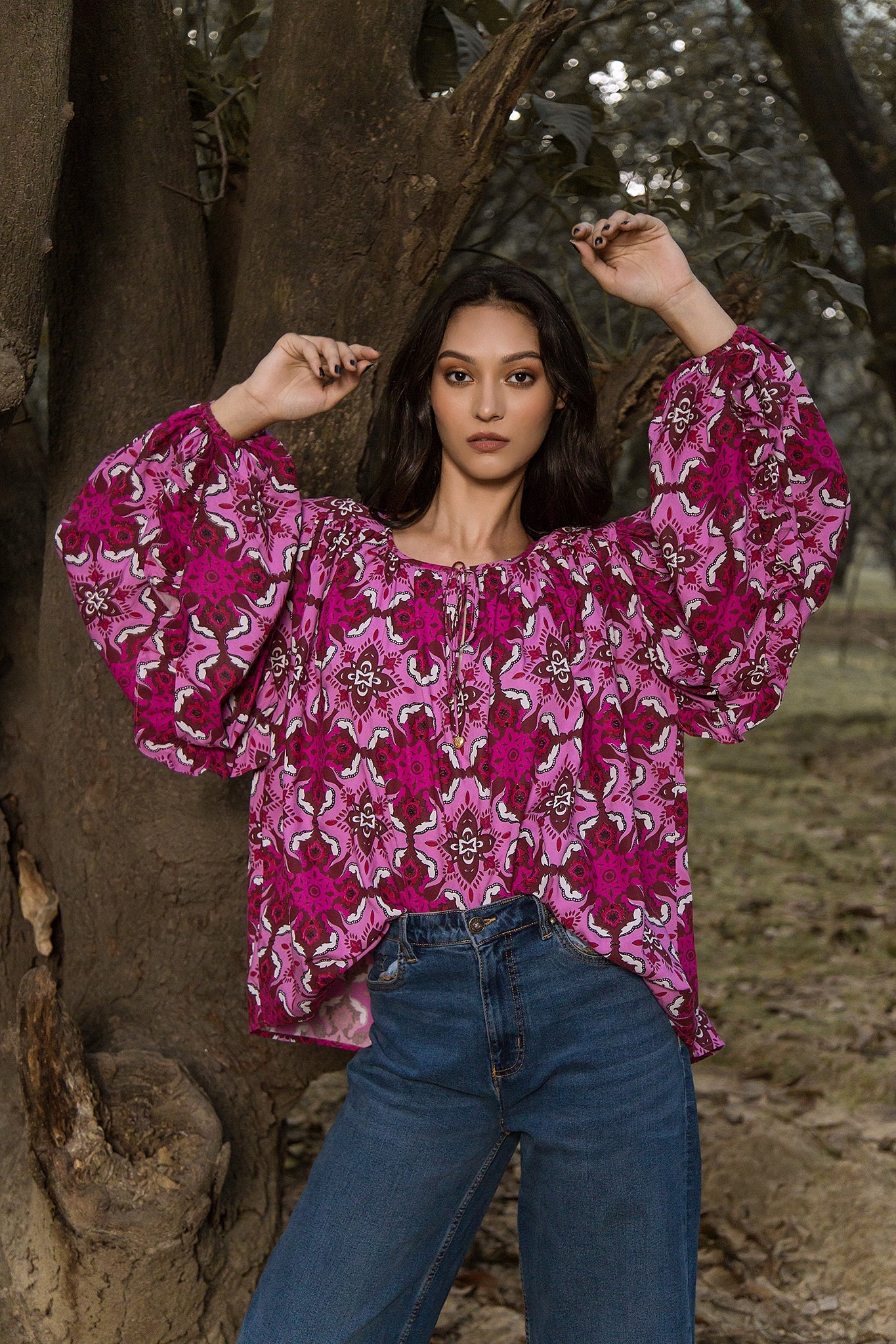 JULIA TOP