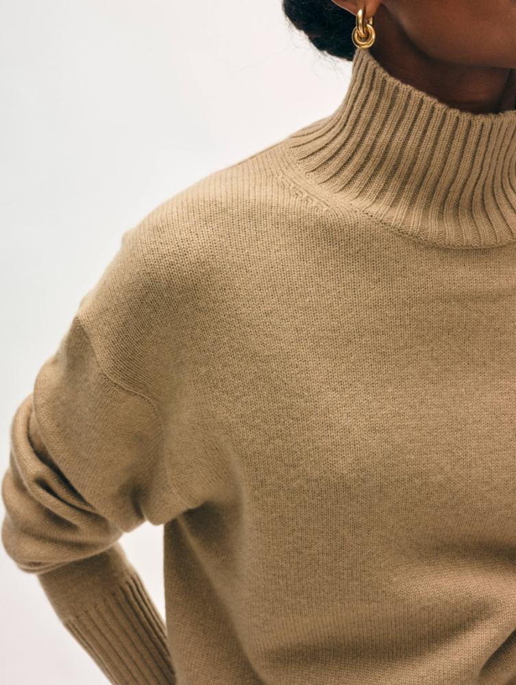 CASHMERE OVERSIZED STANDNECK