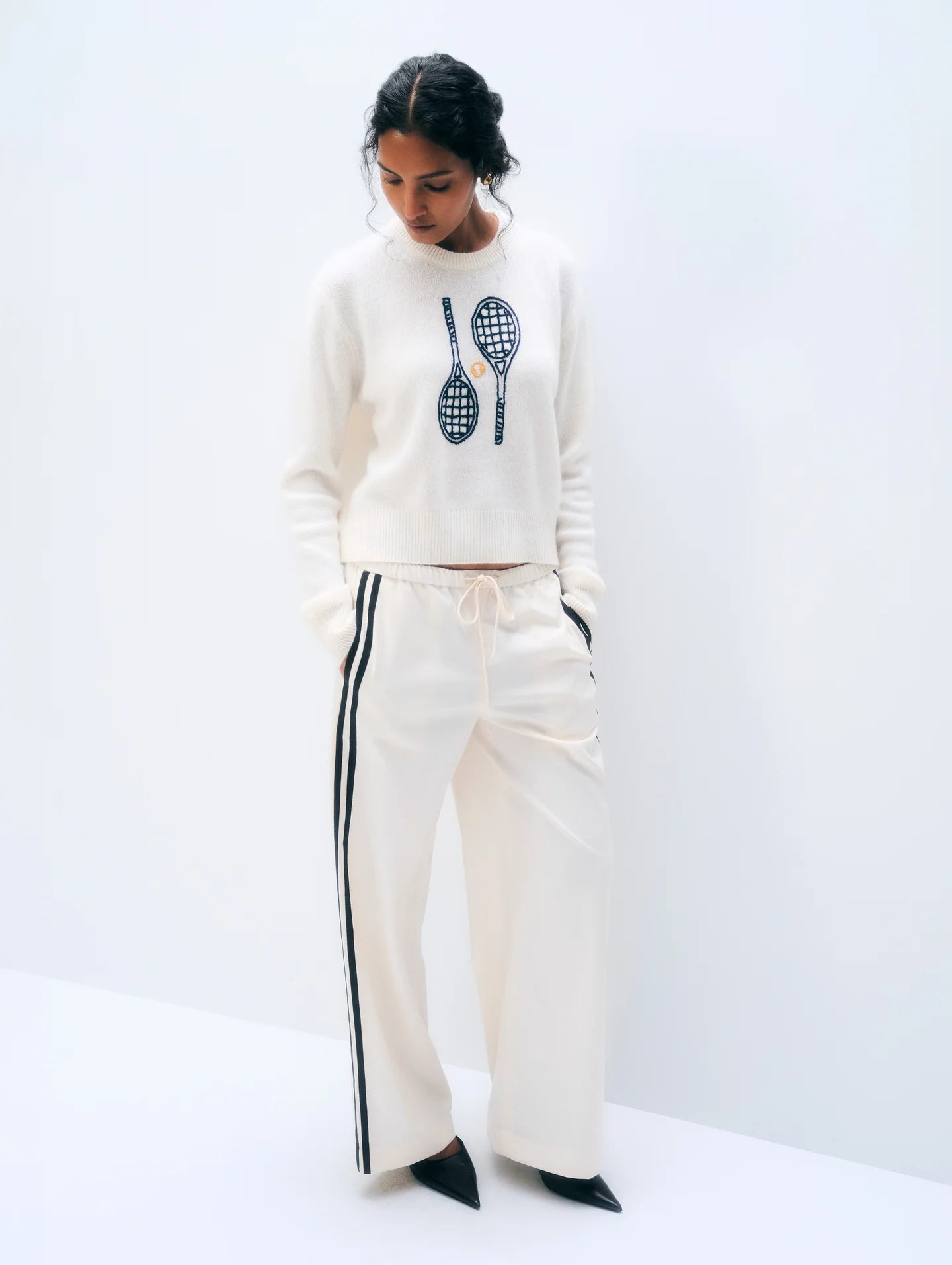 CASHMERE TENNIS EMBROIDERED SWEATSHIRT