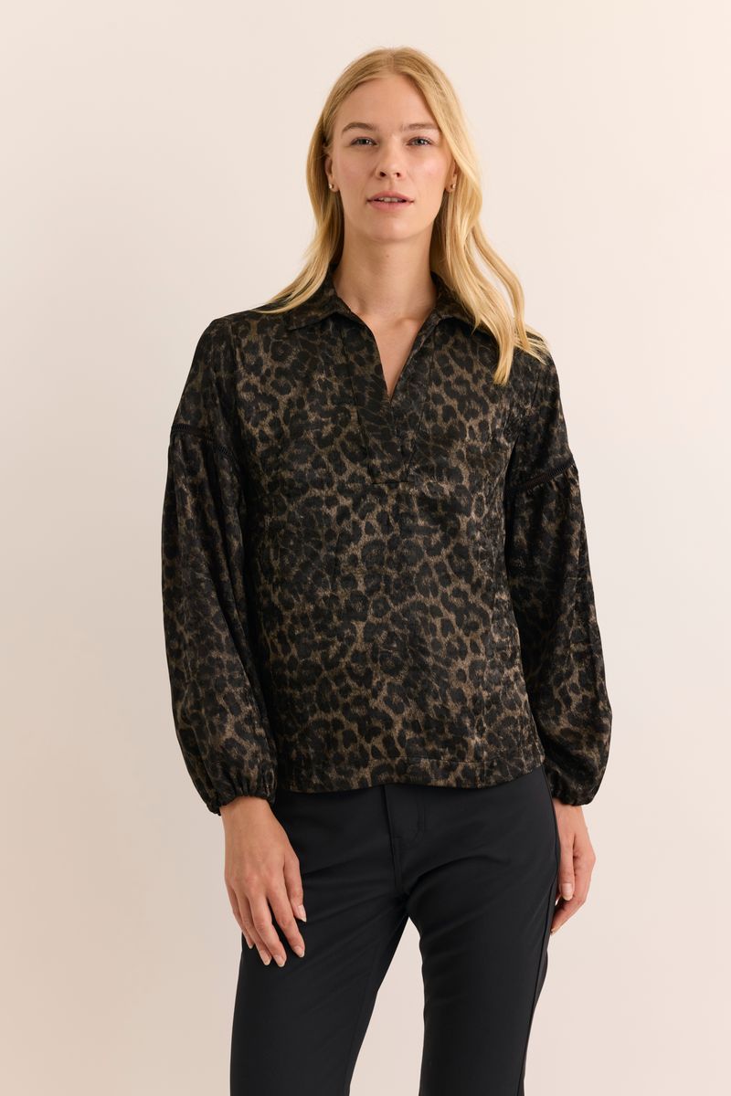 ARIANNA LONG SLEEVE ANIMAL PRINT TOP