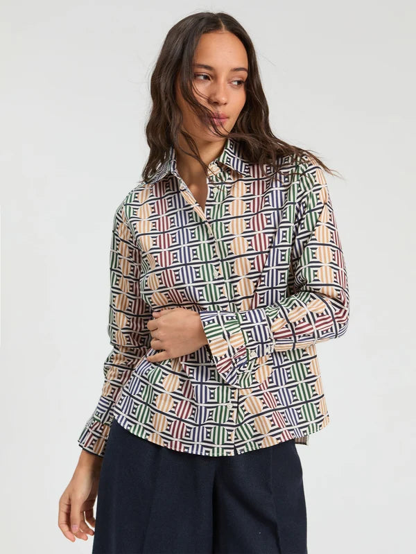 GEOMETRIC CIRCLE PRINT SHIRT