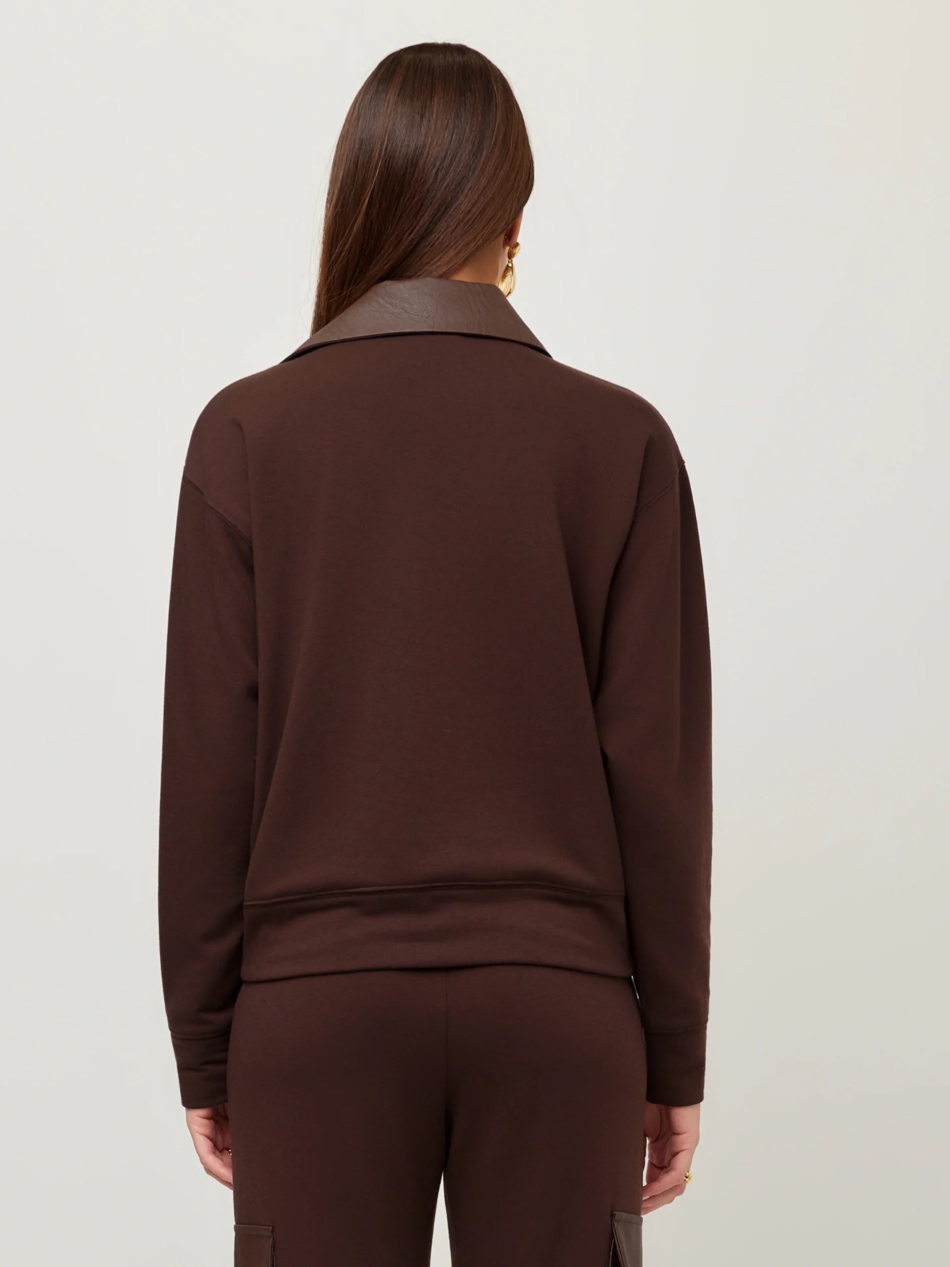 RACHEL CONTRAST COLLAR TOP