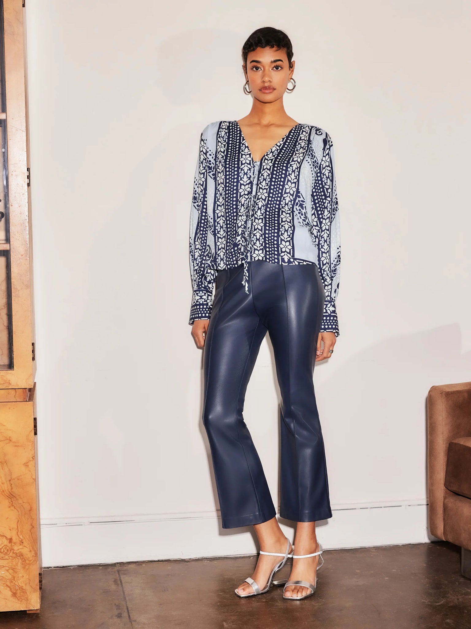 SIGOURNEY PINTUCK PANTS