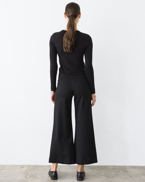 PONTE KNIT CROPPED  WIDE LEG PANT