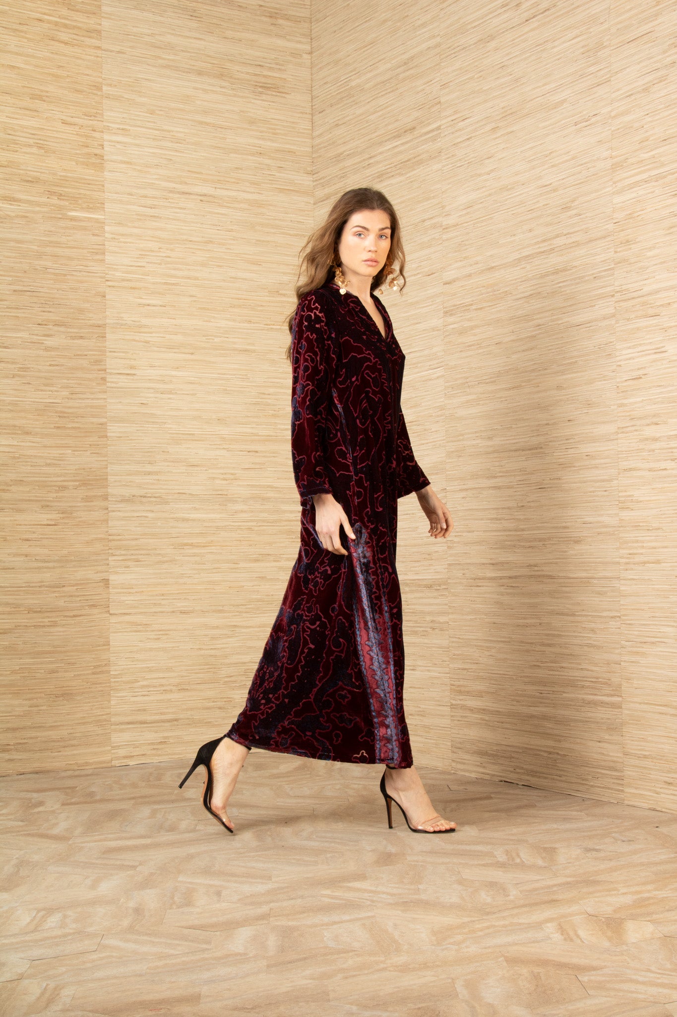 LONG SLEEVE MAXI DRESS