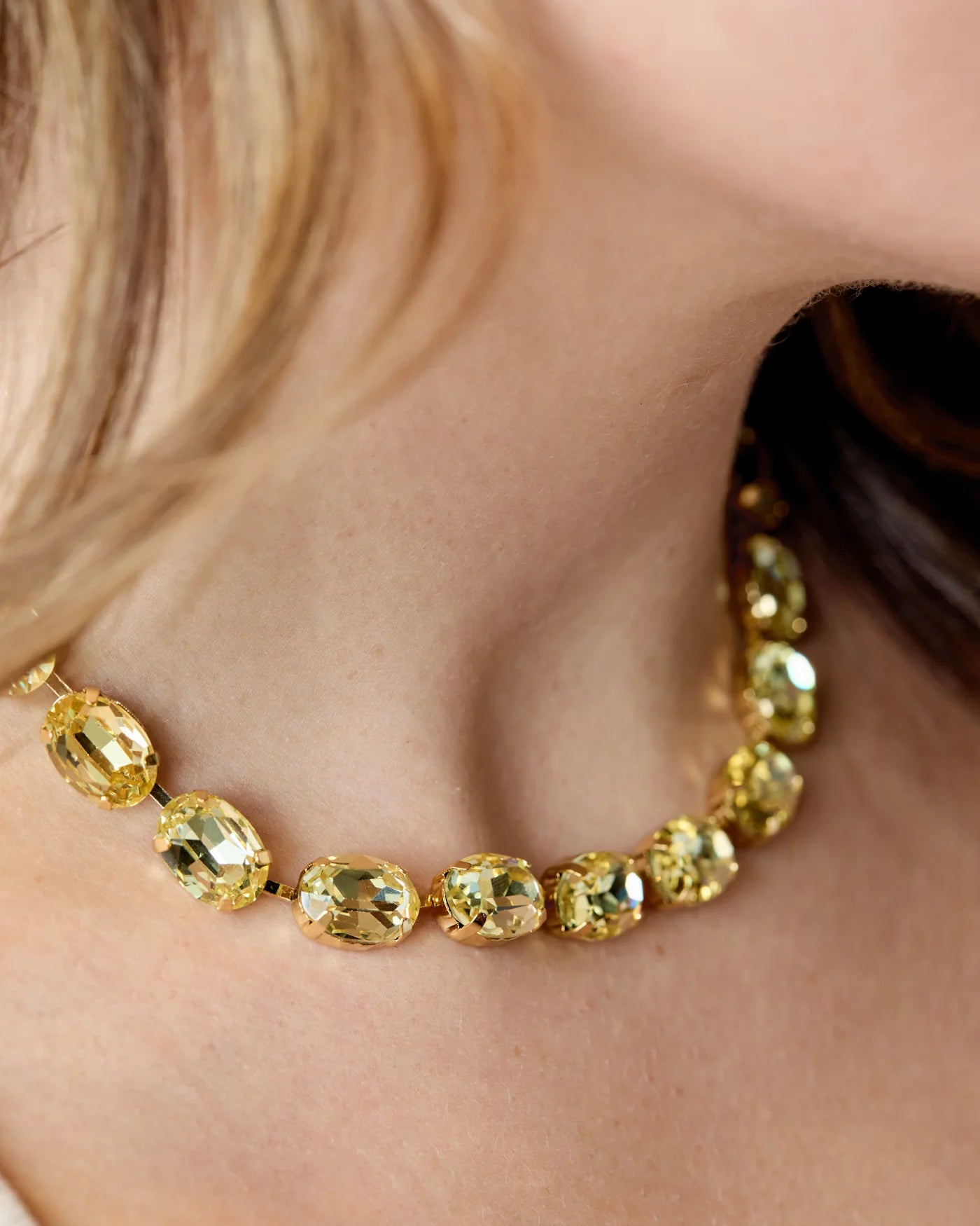 ARIA COLOR BOMB NECKLACE