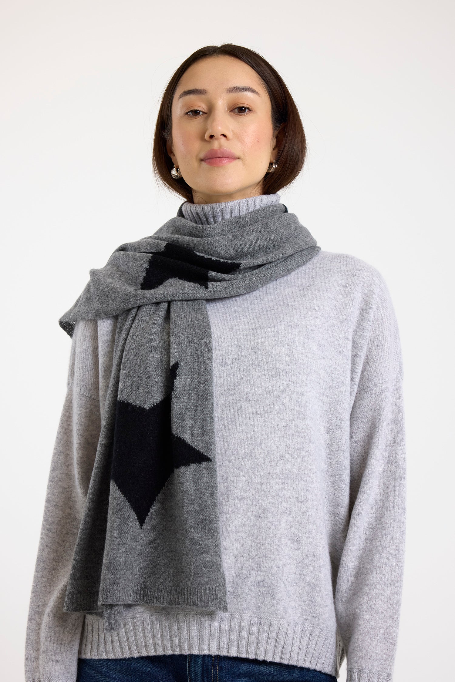 ASTREA STAR SCARF