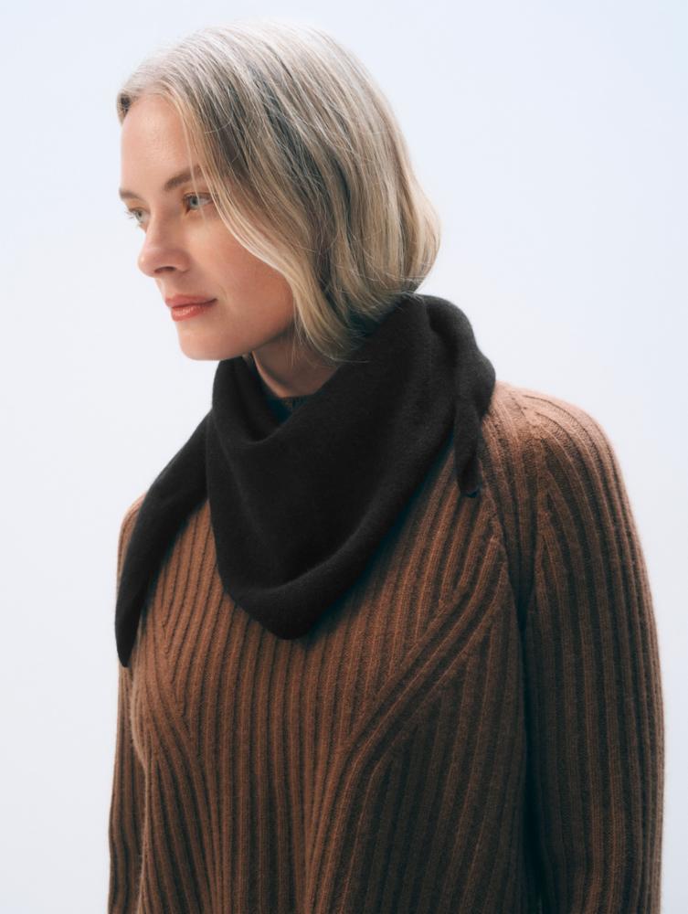 CASHMERE NECKERCHIEF