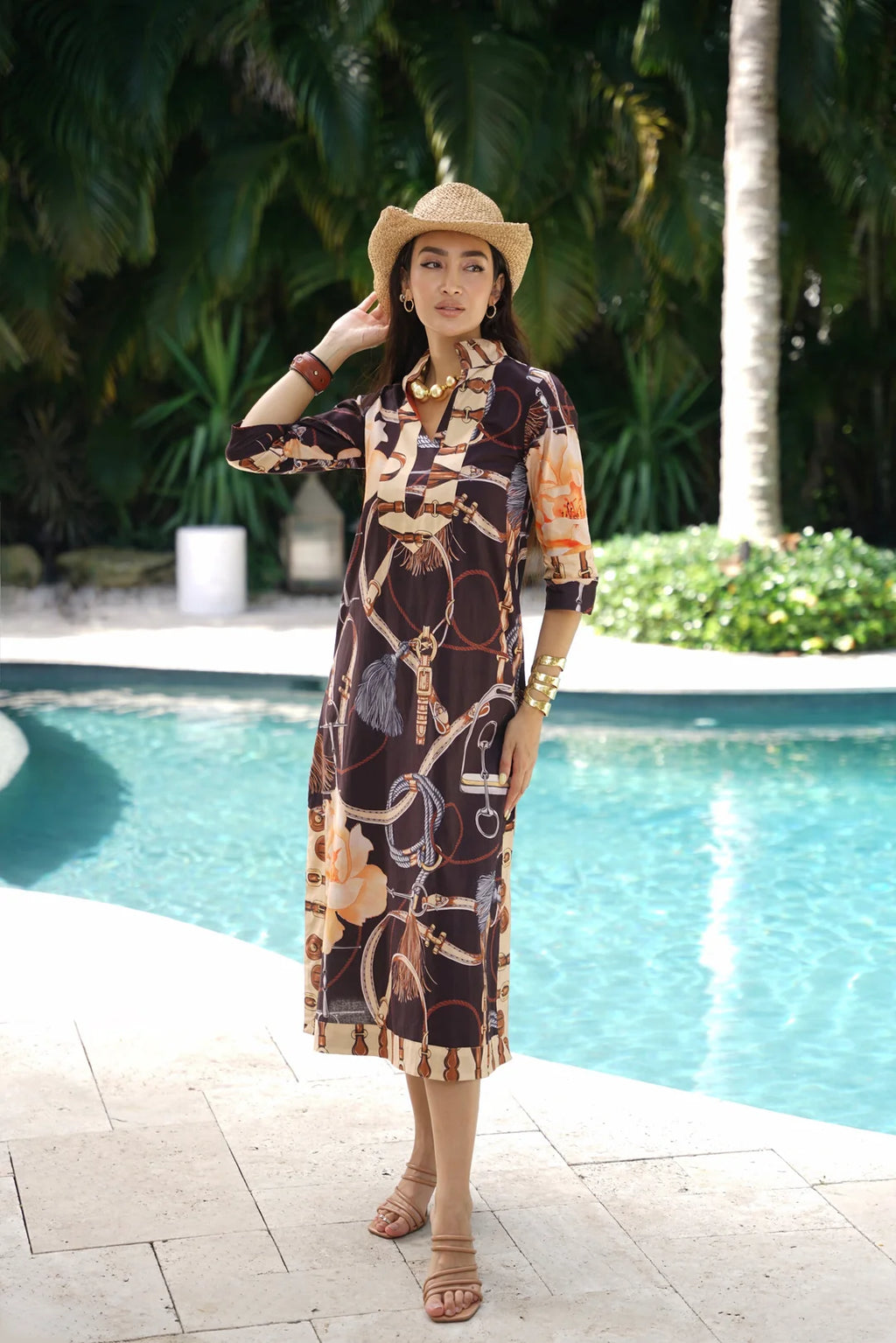 DARVINY KAFTAN