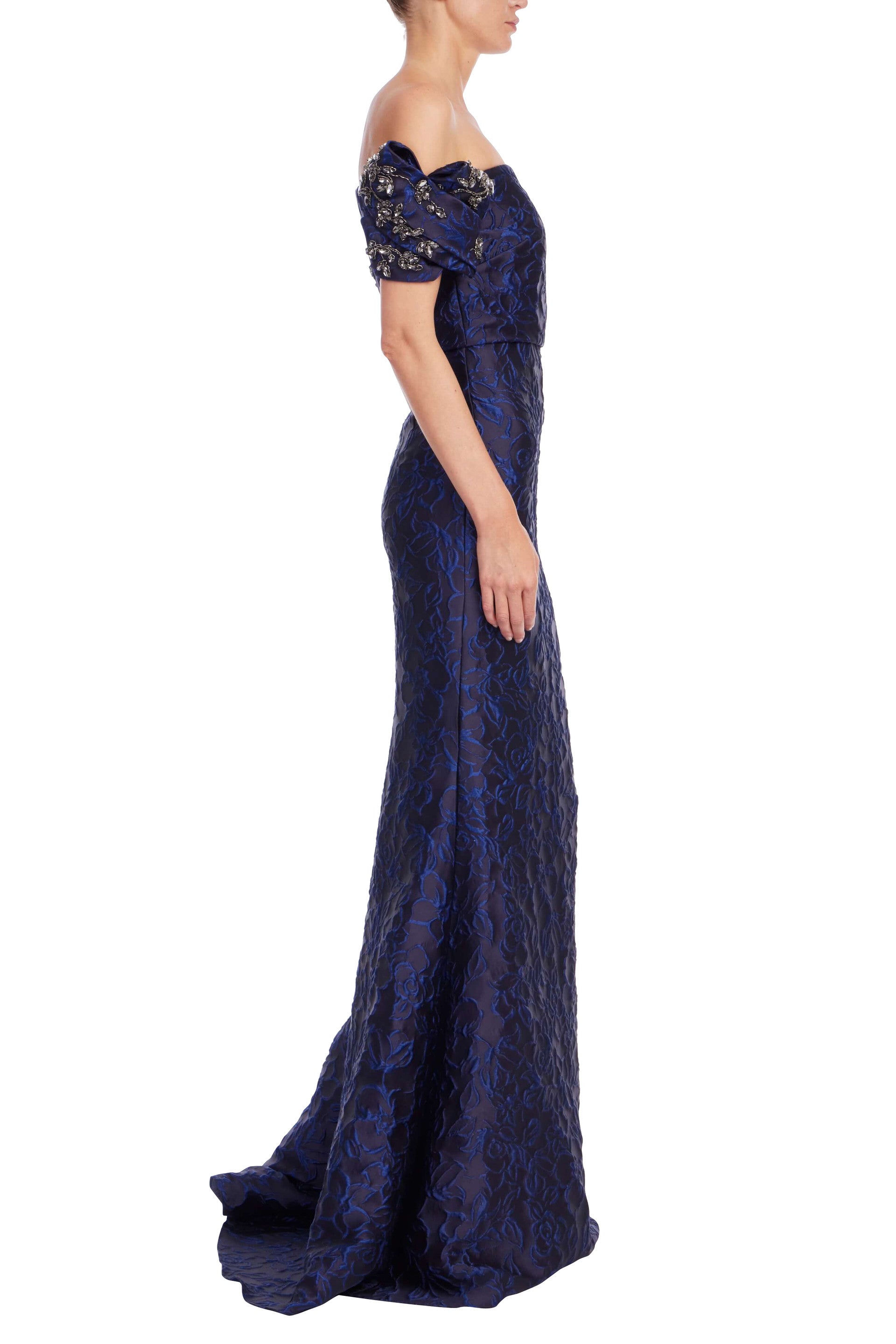 FLORAL JACQUARD TRUMPET-HEM GOWN