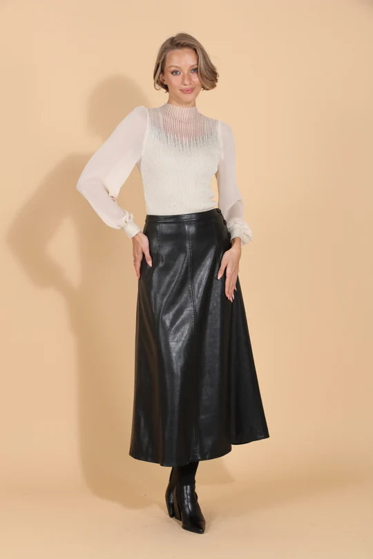 A LINE SKIRT