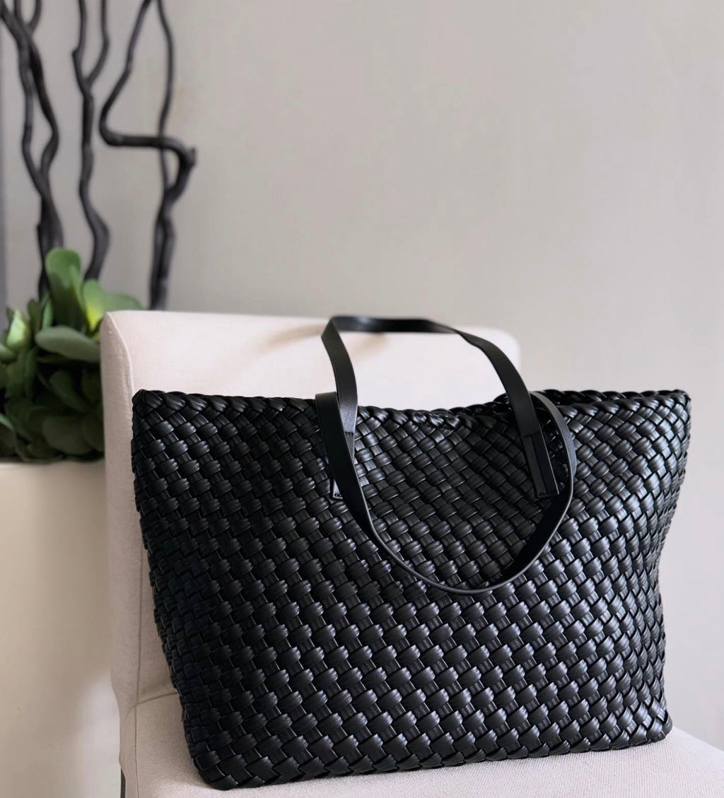 WOVEN TOTE BAG
