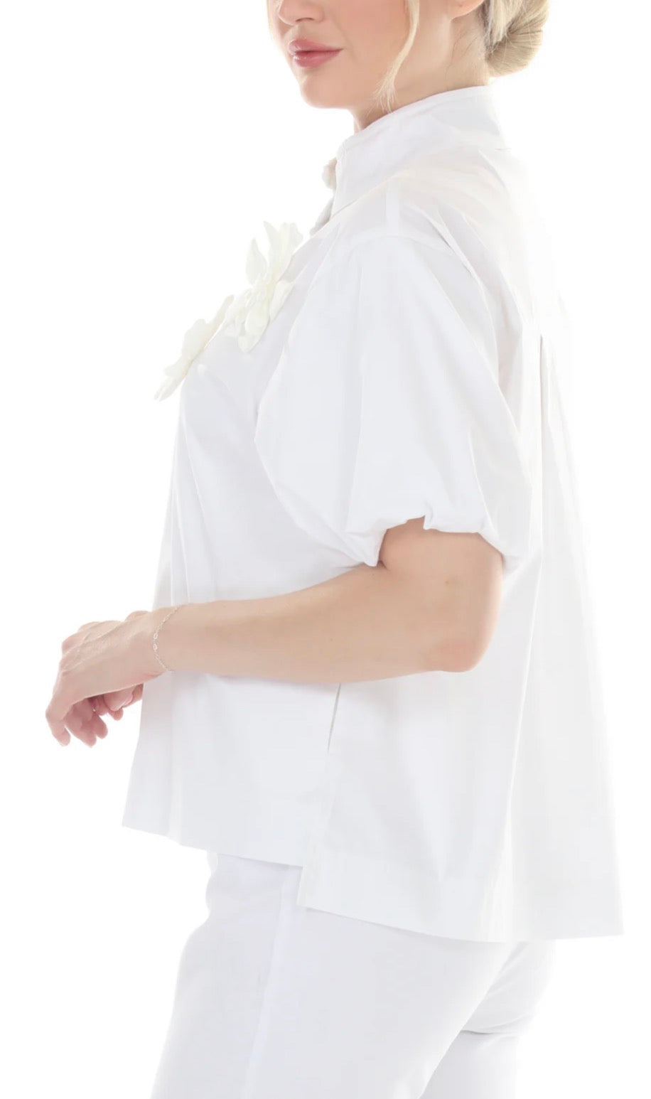WHITE FLOWER BLOUSE