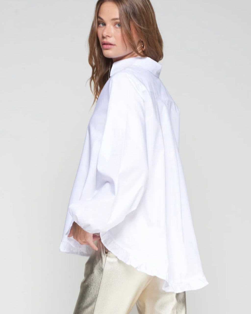 RUFFLE HEM BLOUSE