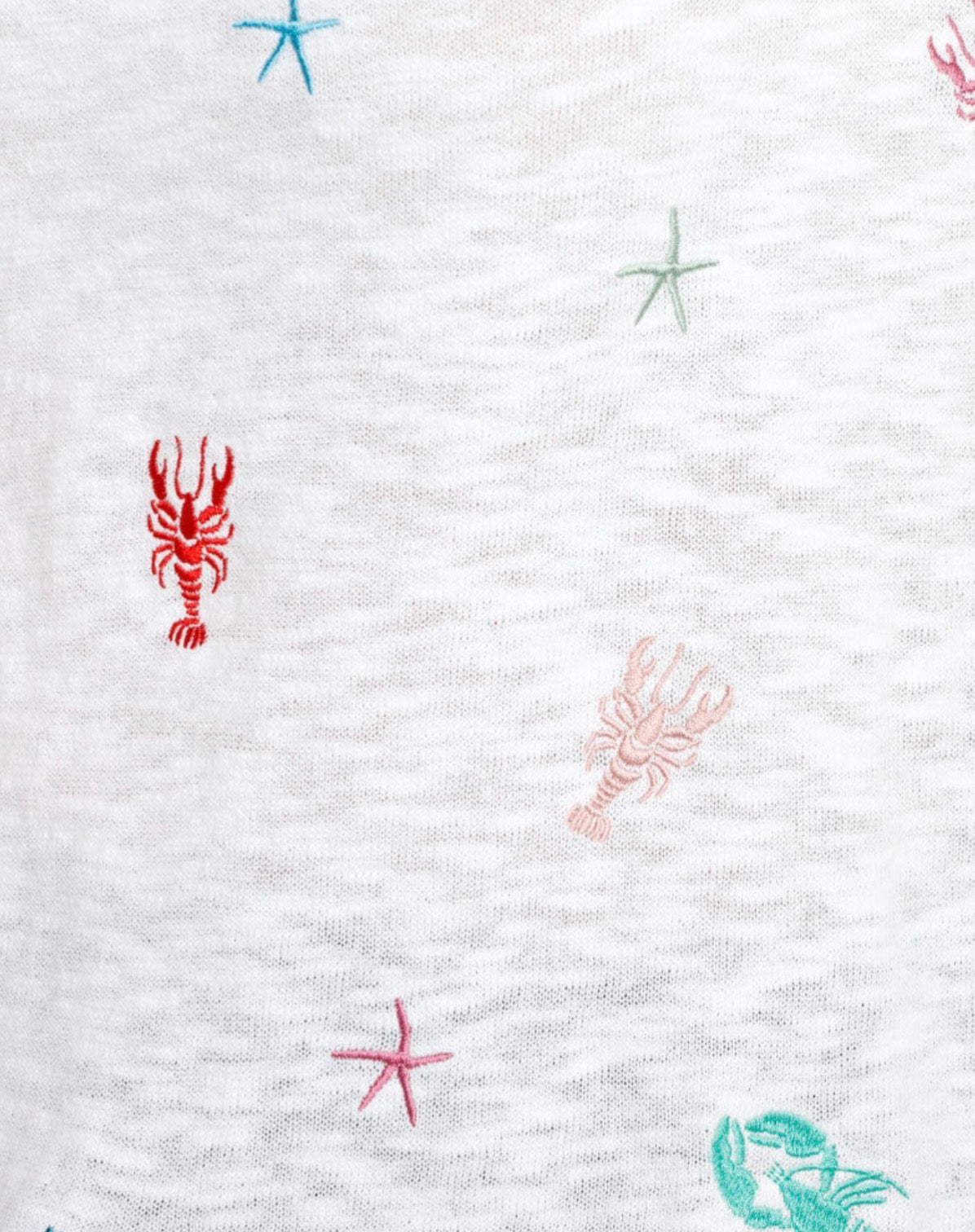 SHORT SLEEVE V-NECK W/ LOBSTER EMBROIDERY