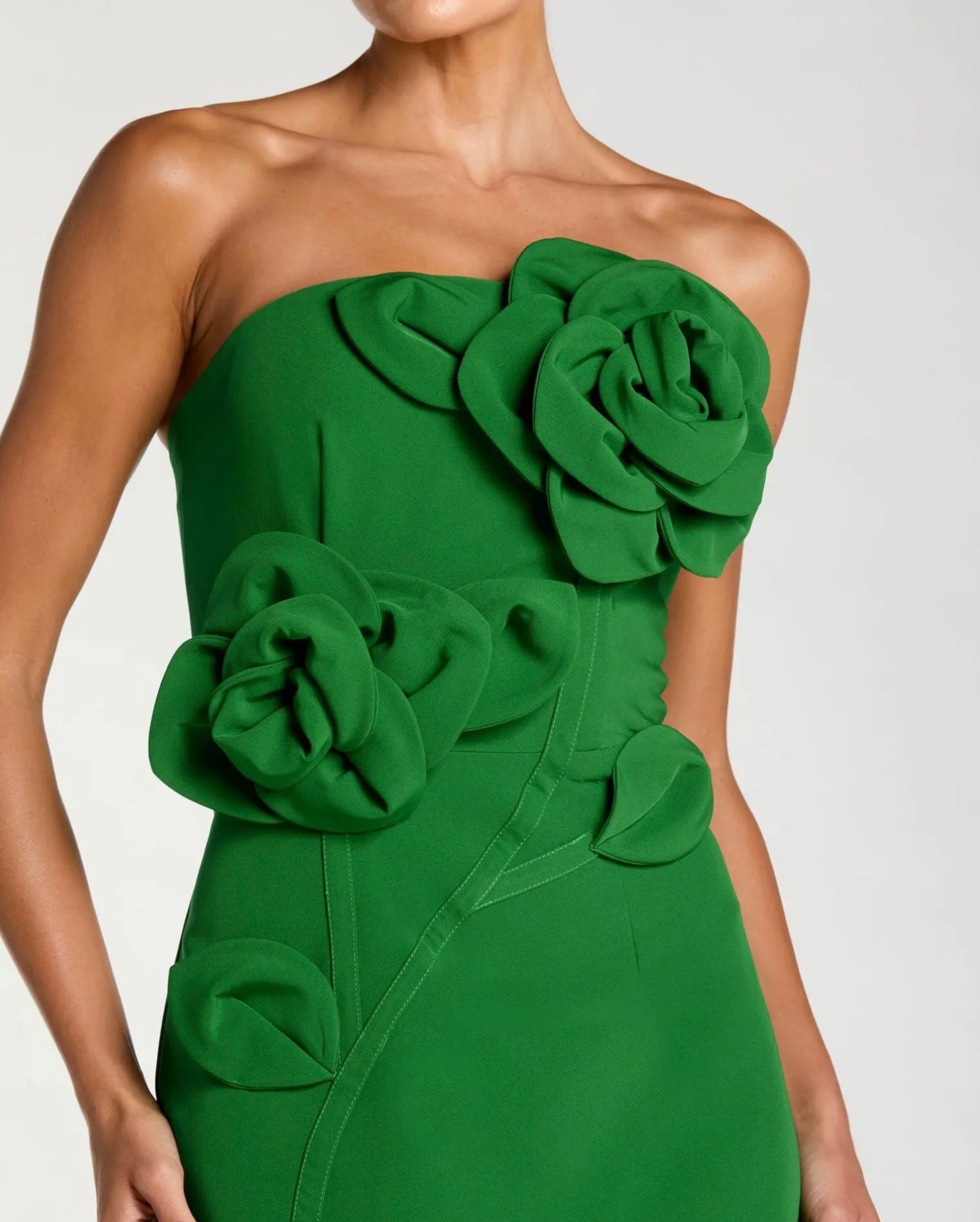 CREPE STRAPLESS MIDI 3D FLOWER