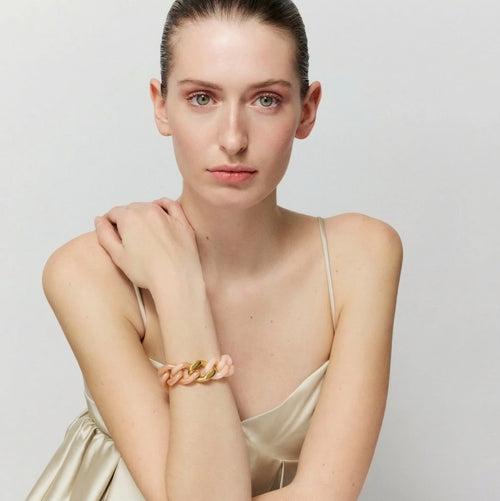BLUSH & PEACH FLAT CHAIN BRACELET WITH GOLD