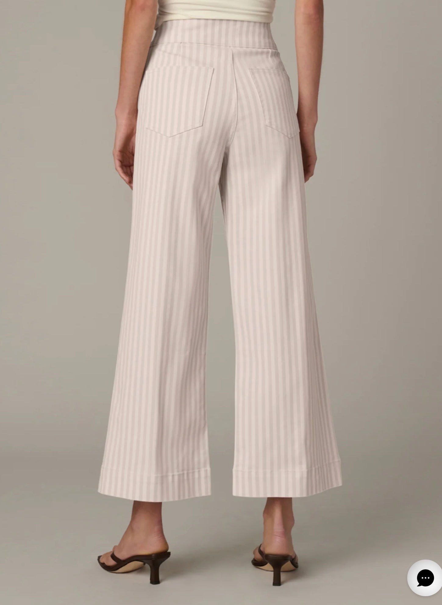 THE ELLIA WIDE LEG ANKLE