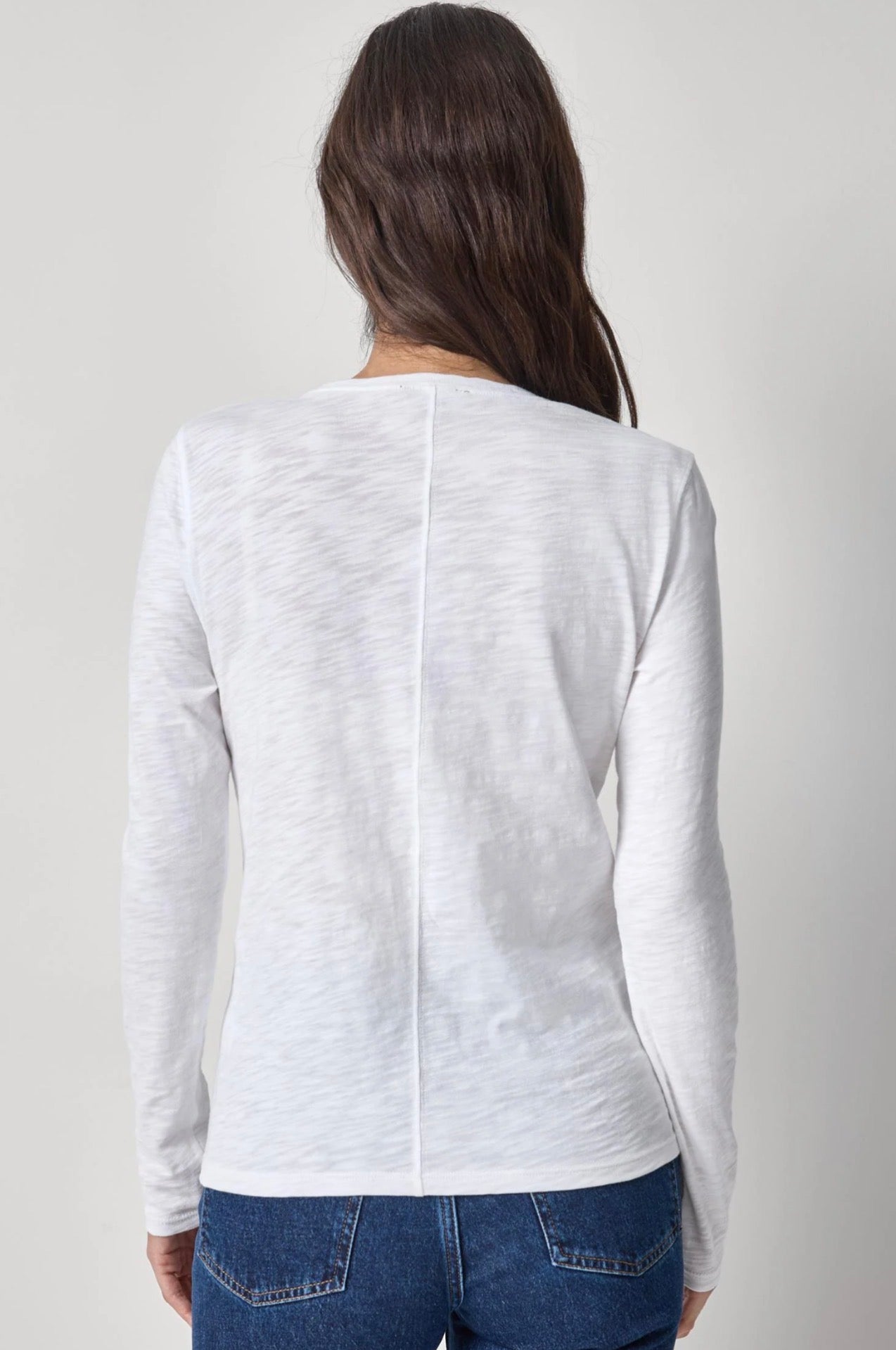LONG SLEEVE V-NECK