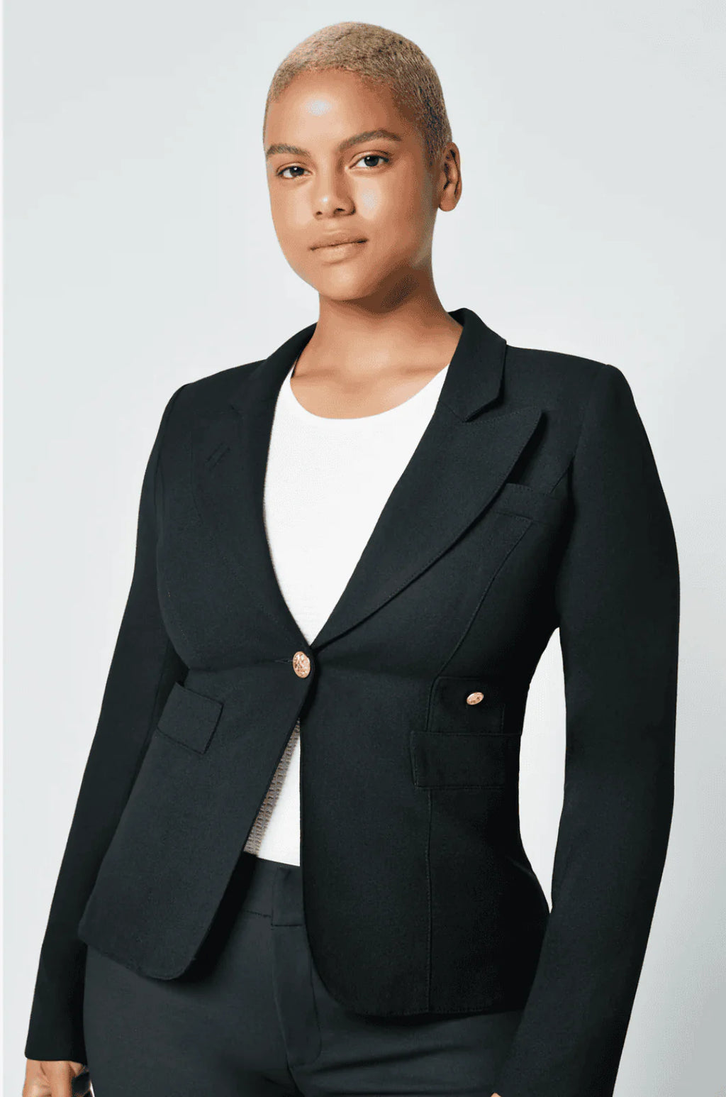 CLASSIC DUCHESS BLAZER