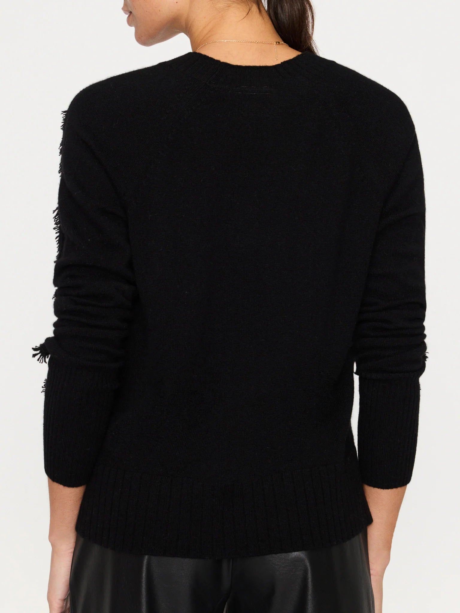 Jolie Fringe Vee