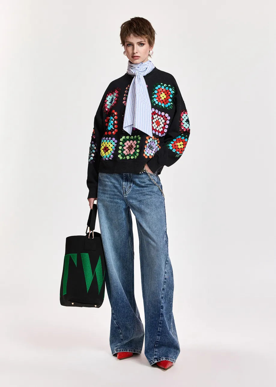 KARNIVAL EMBROIDERY SWEATSHIRT