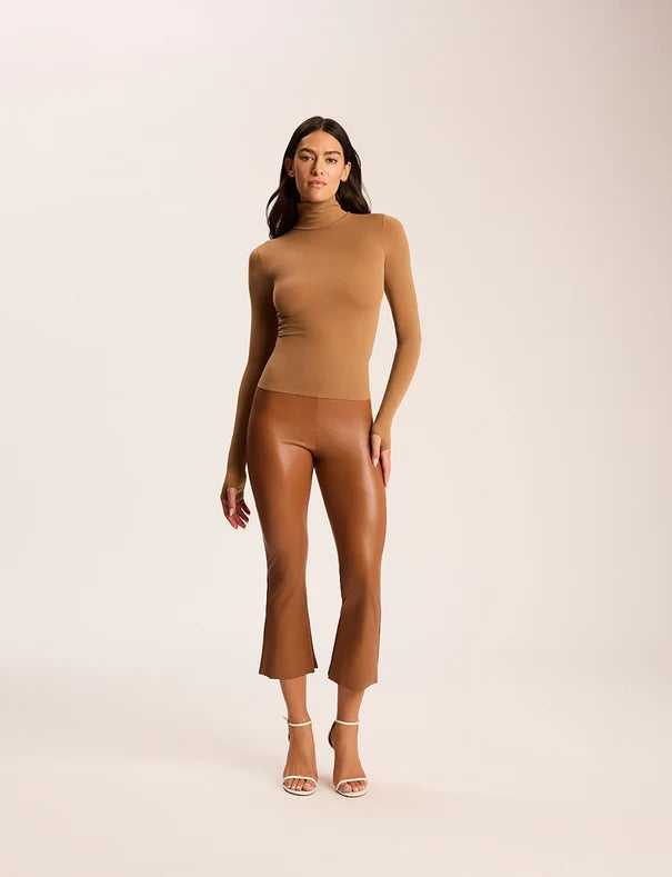 FAUX LEATHER CROPPED FLARE LEGGING