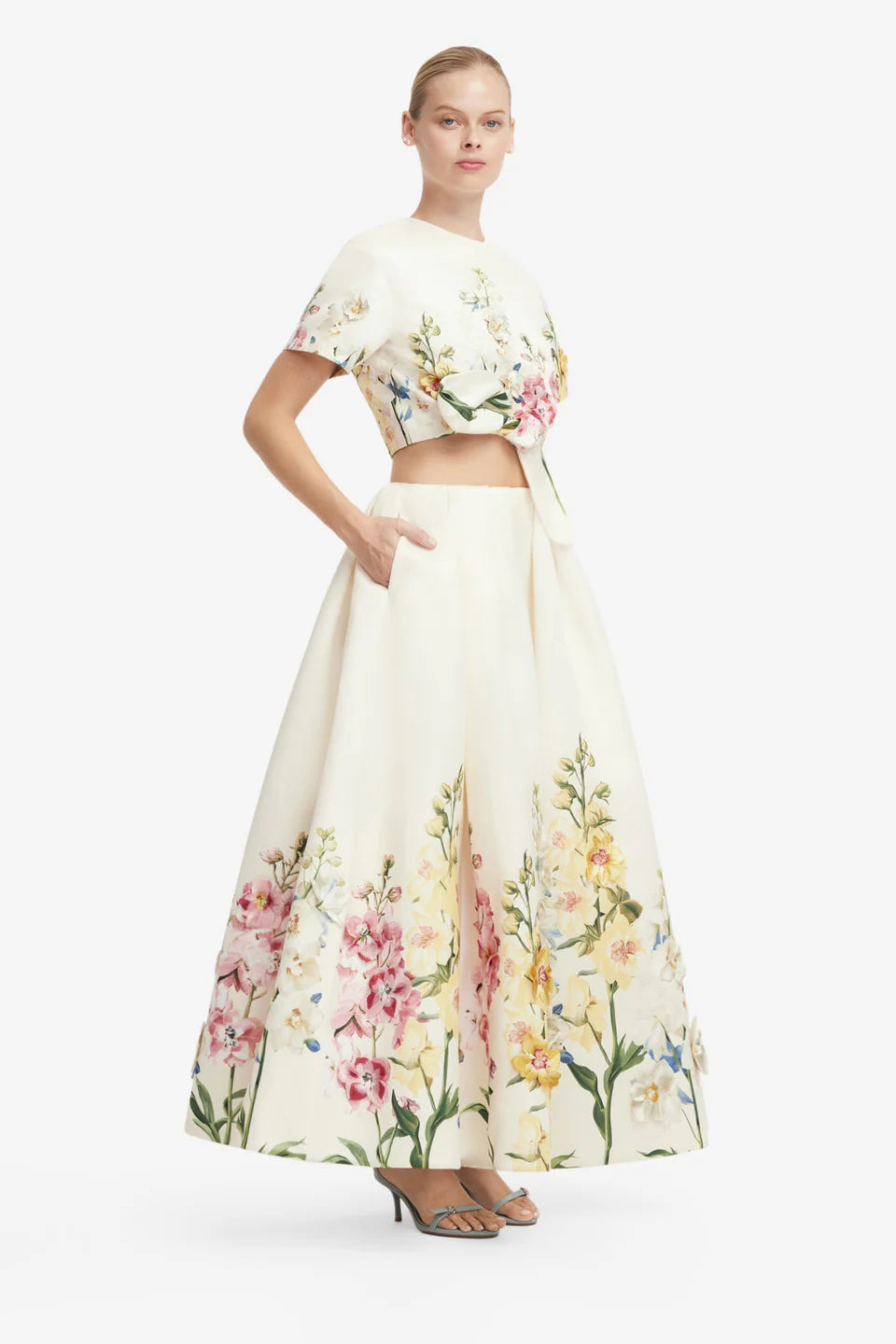 RILEY EMBROIDERED SLEEVE TOP