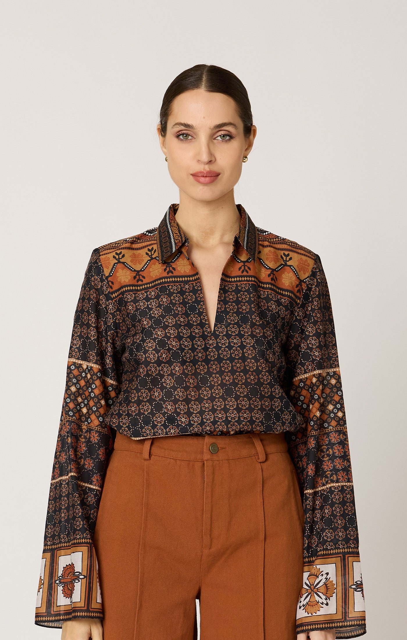 MOIRA BLOUSE