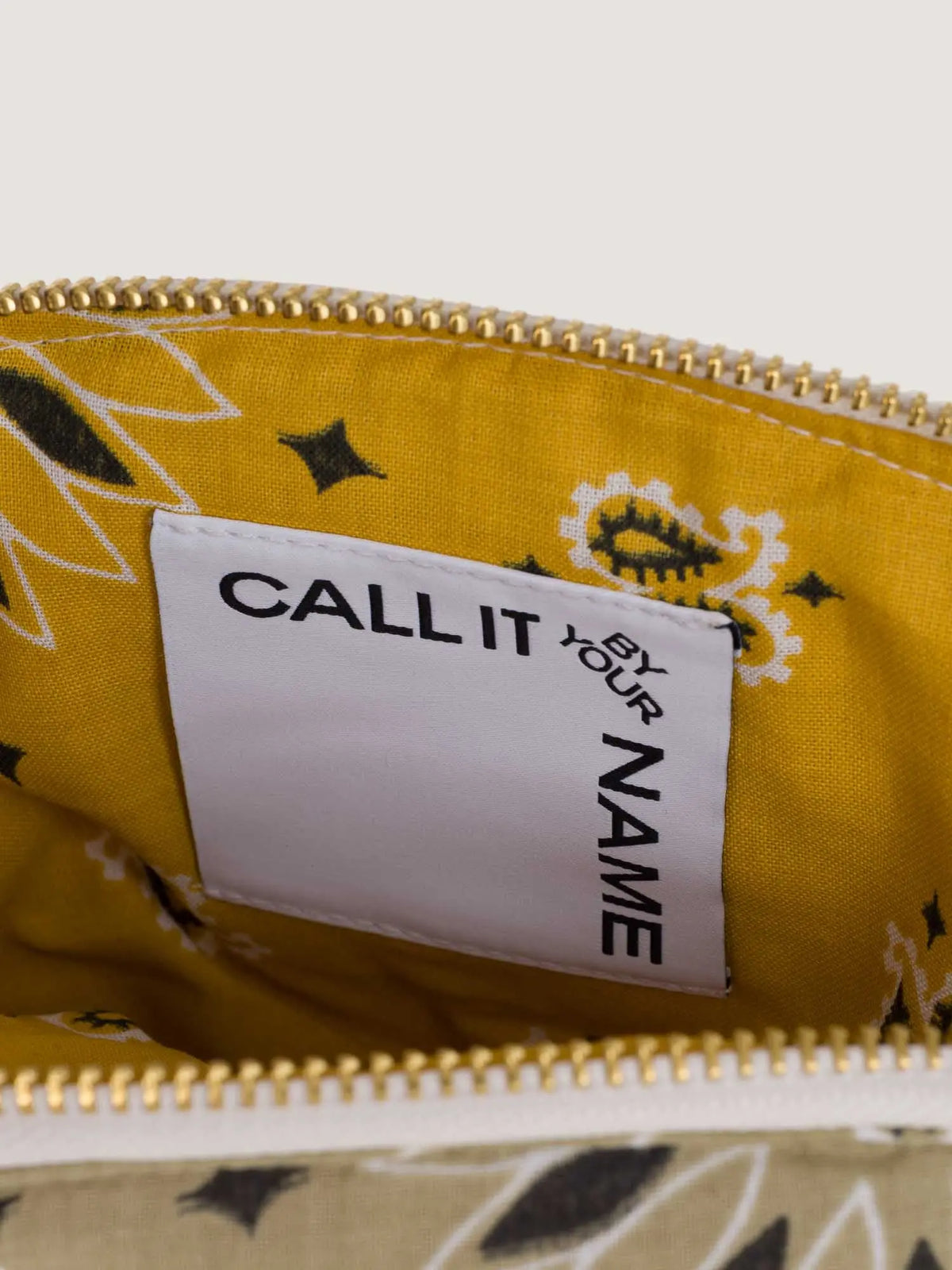 MINI TOILETRY BAG- MUSHROOM
