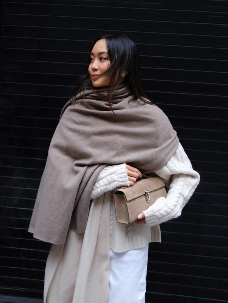 CASHMERE TRAVEL WRAP