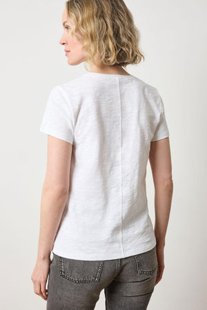 V-NECK SHORT SLEEVE BACK SEAM TEE