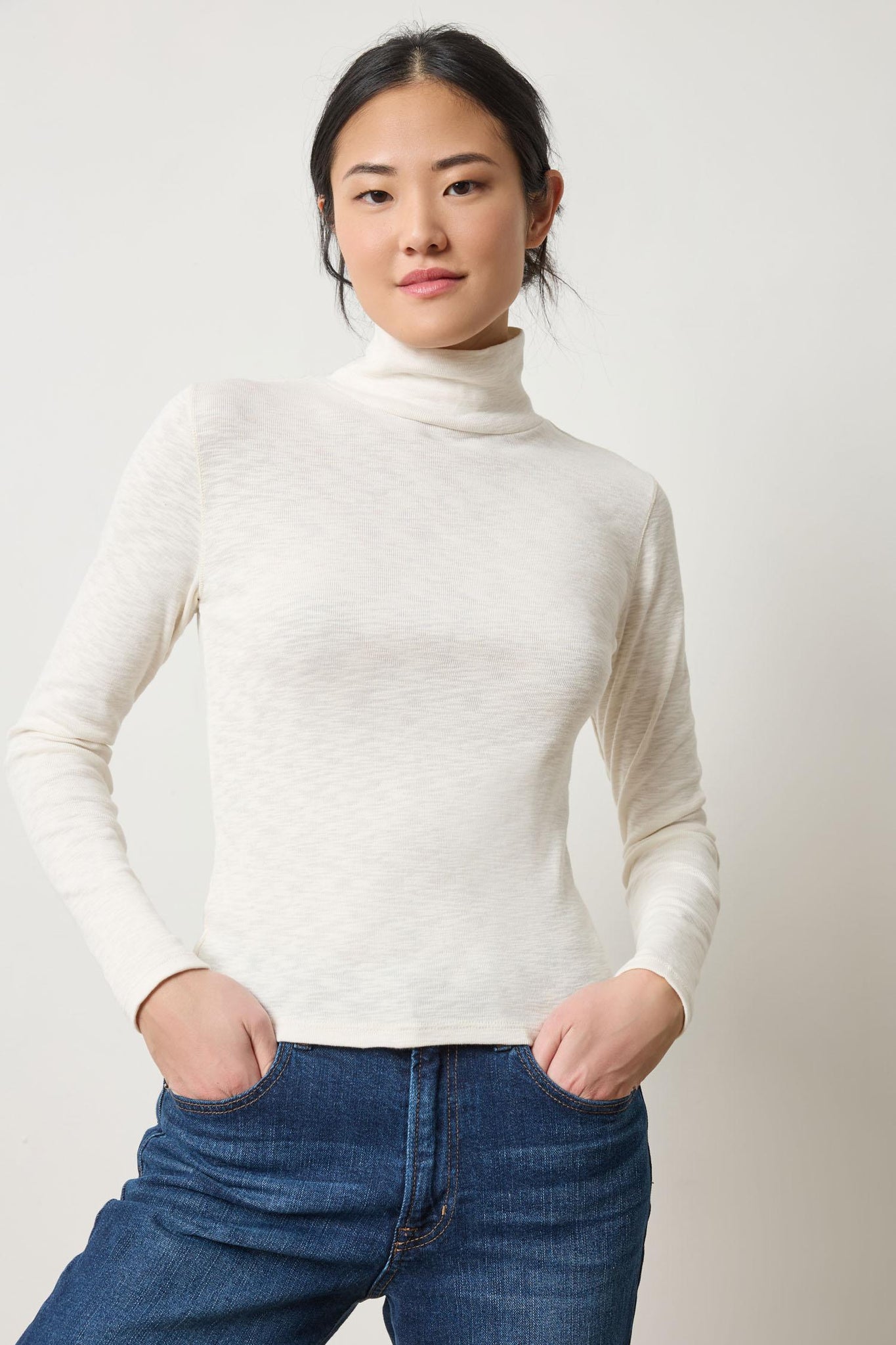 RIB SLUB TURTLENECK