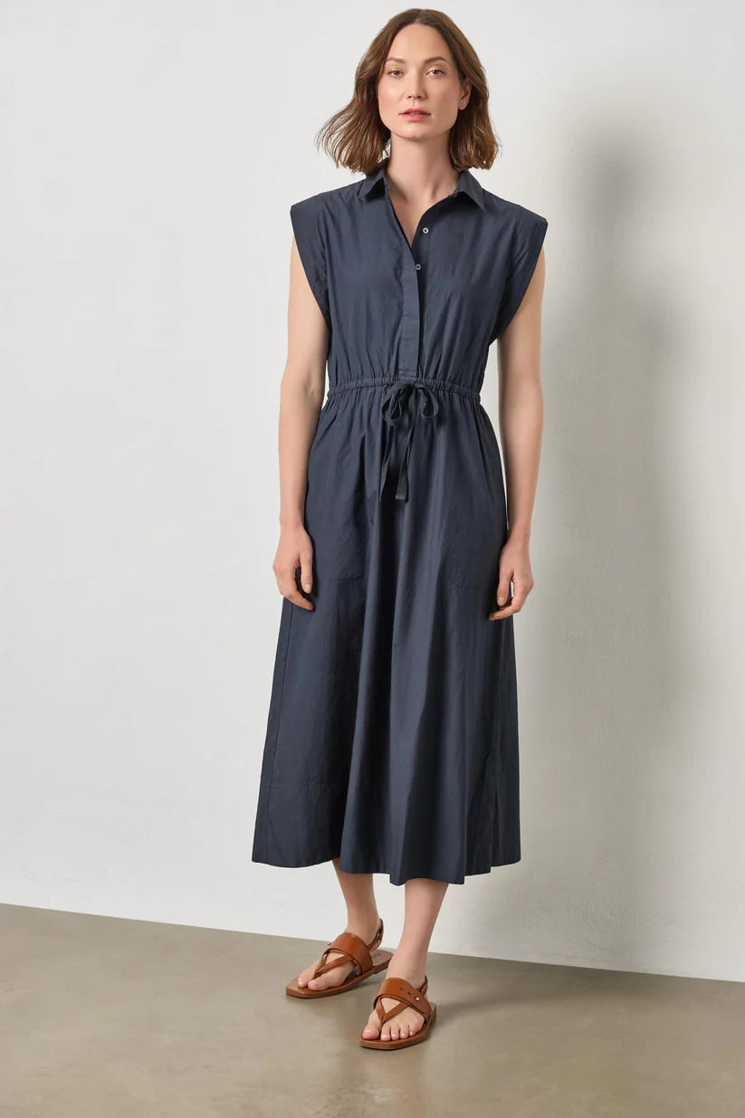 GUSSET SLEEVE MAXI DRESS