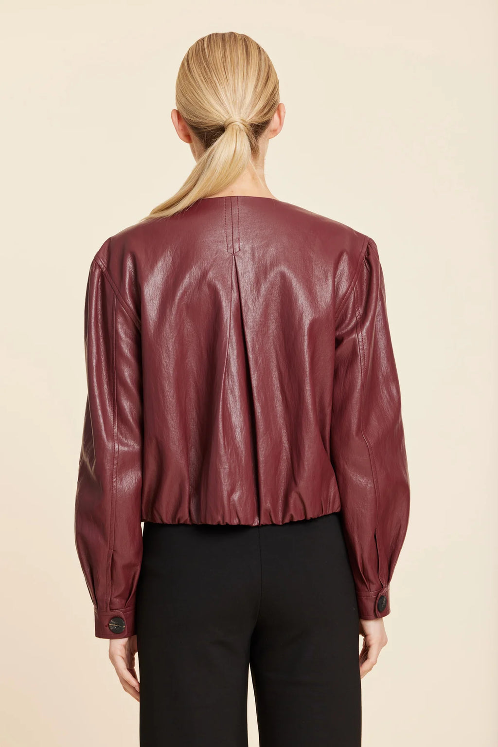 INVERTED BACK PLEAT JACKET