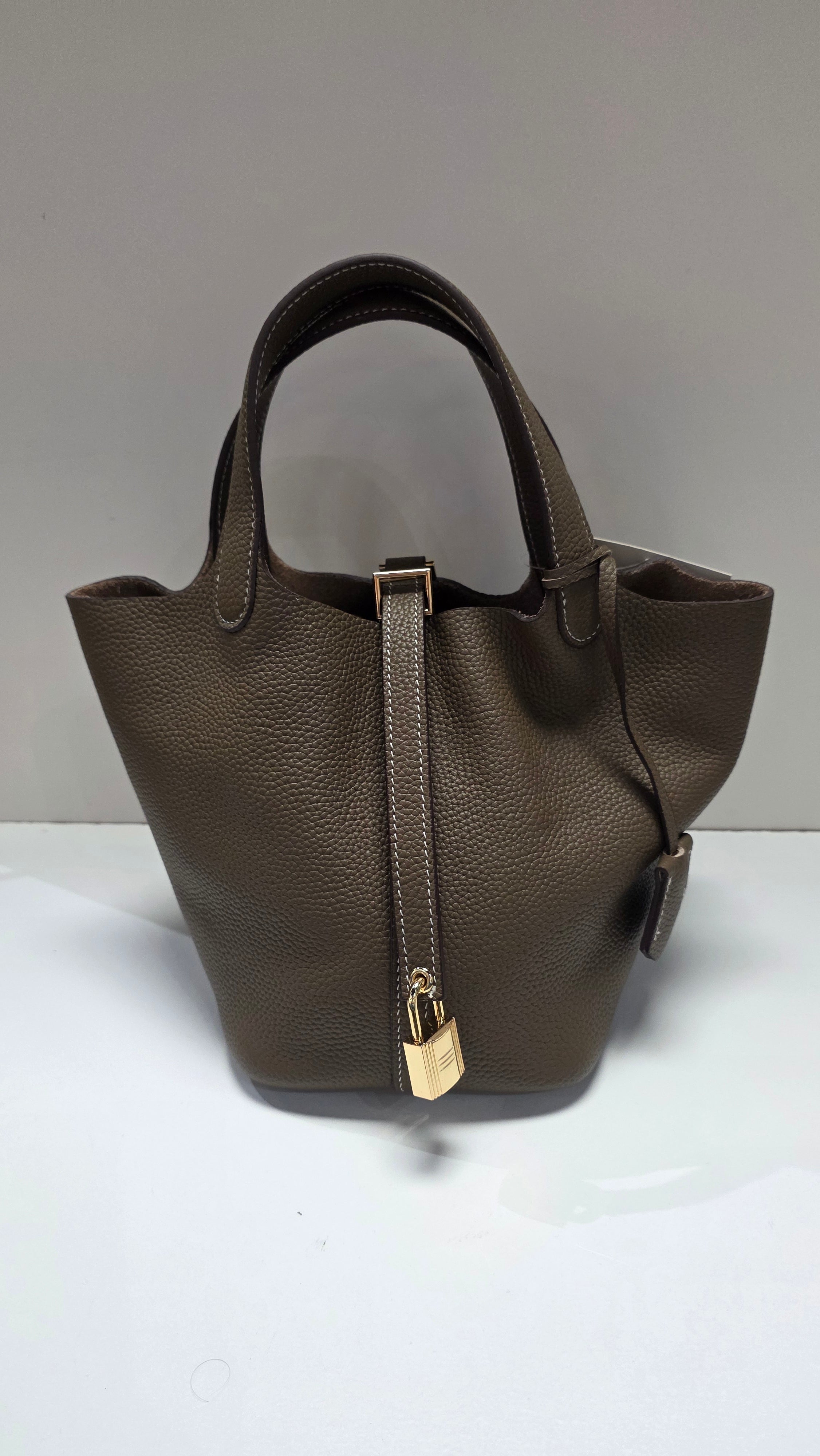 LEATHER HANDBAG
