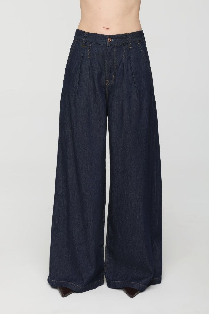 DELPHNE PLEATED WIDE
