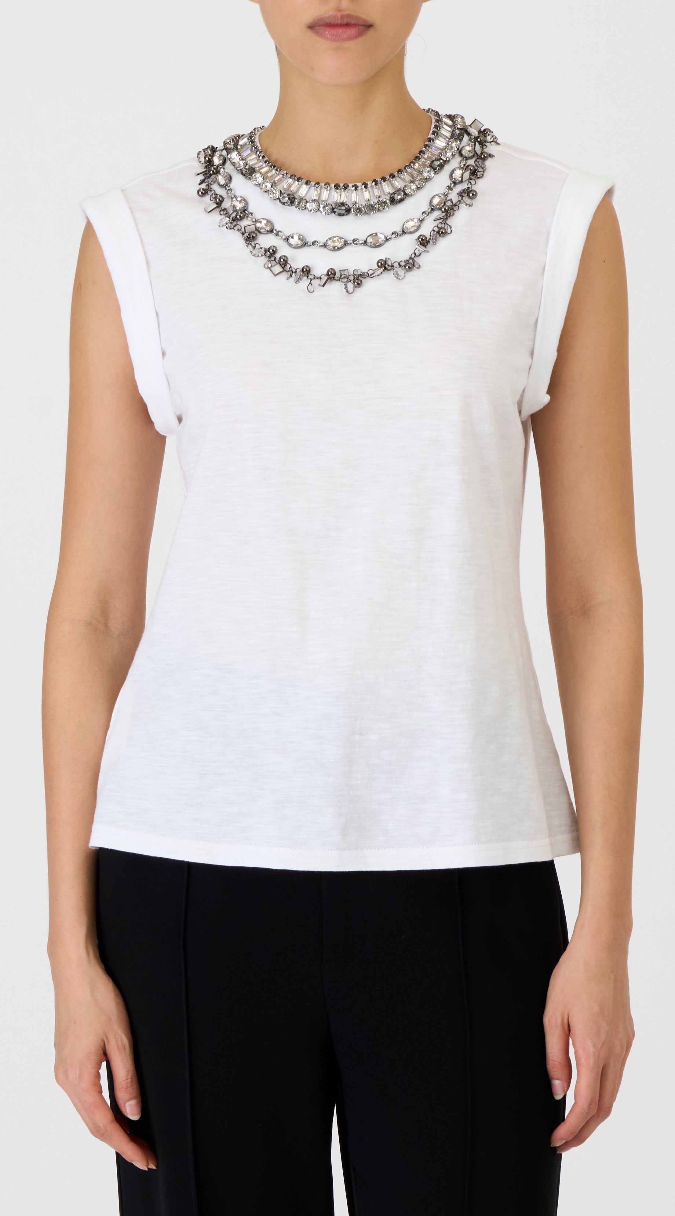 BELLA LAYERED NECKLACE TEE