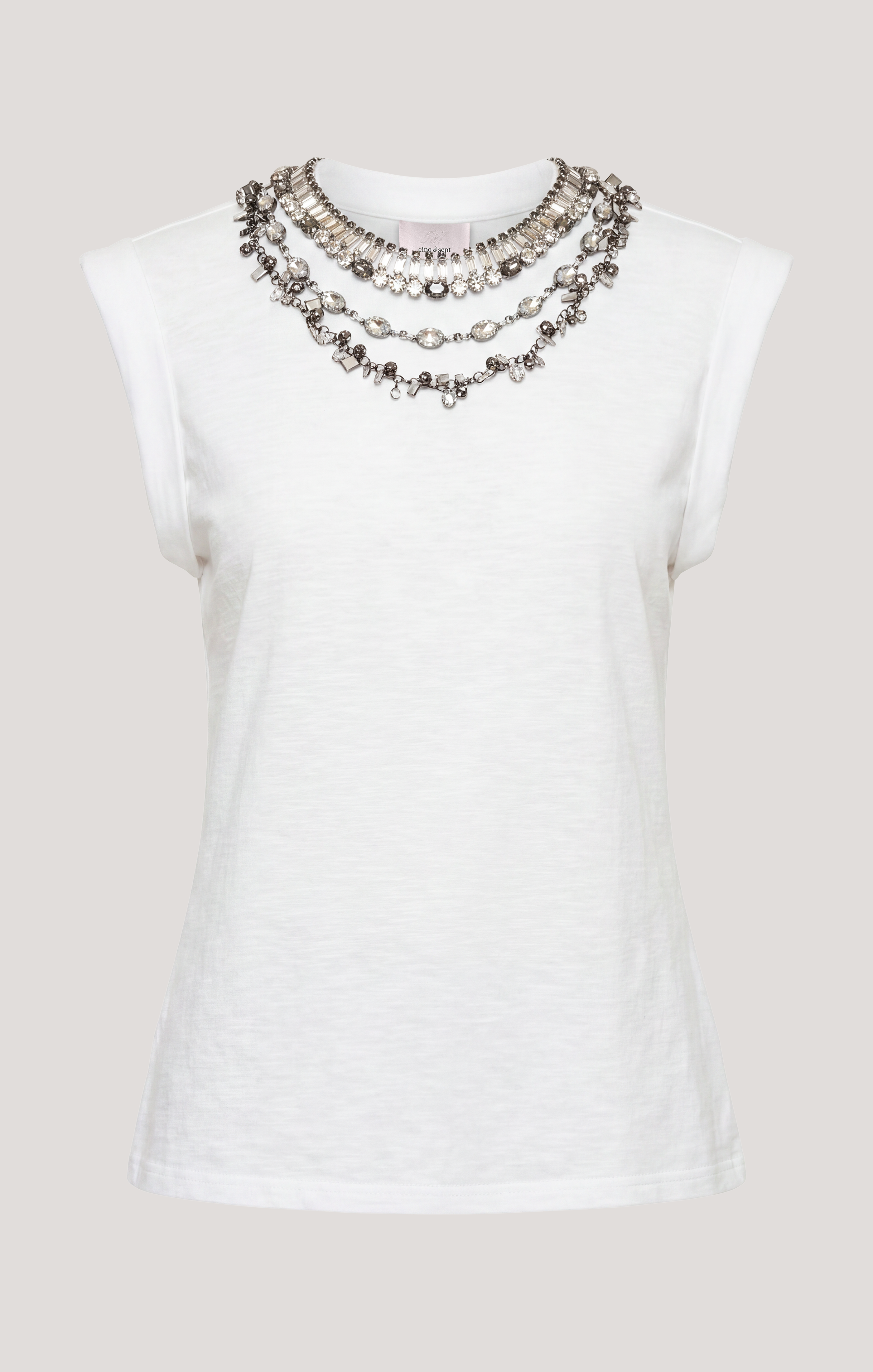 BELLA LAYERED NECKLACE TEE